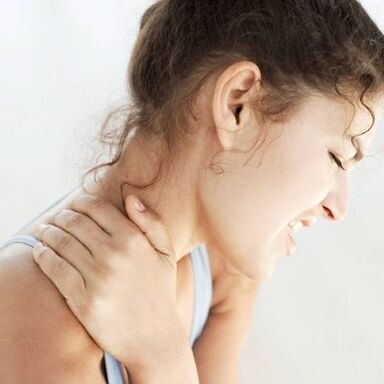 pain in the neck in a girl symptom of osteochondrosis